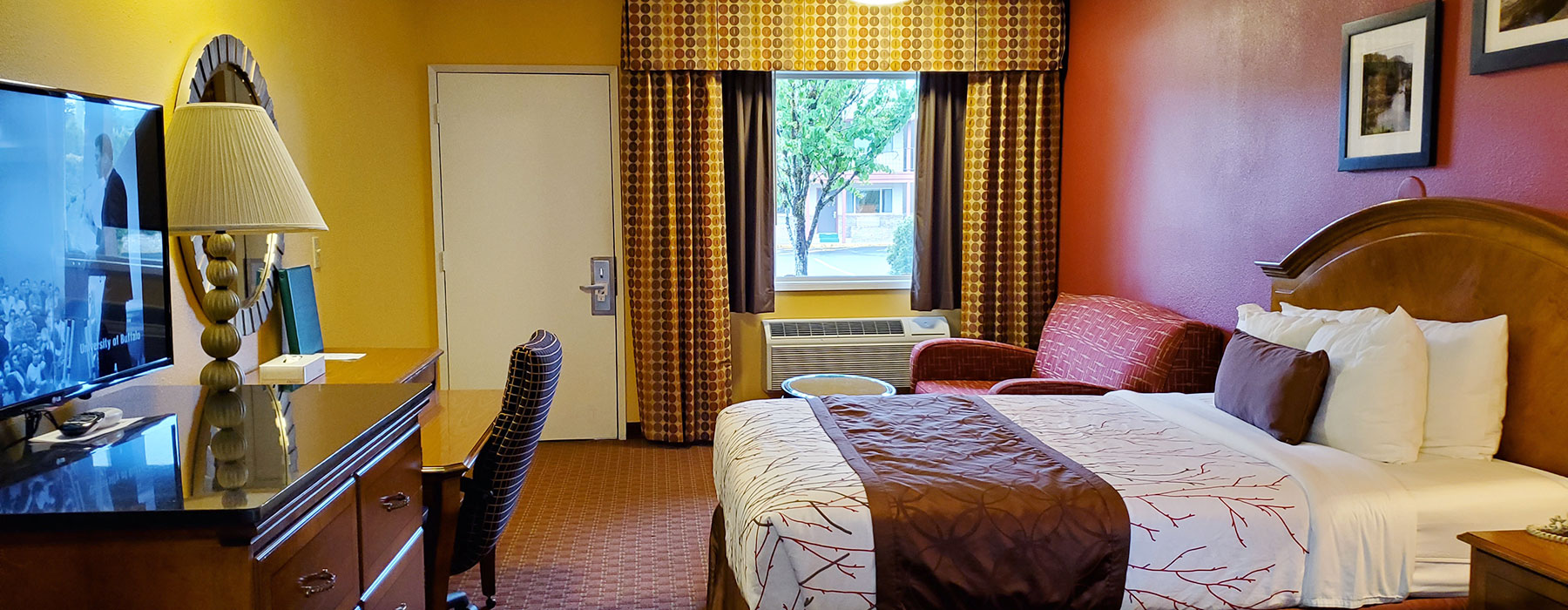 Forks motel gues room