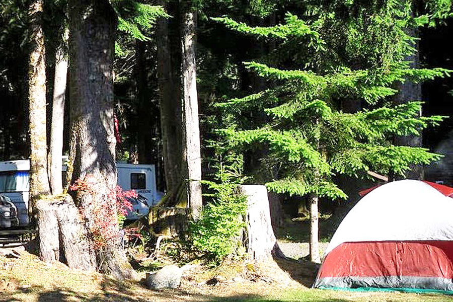 tent camping at 3 rivers