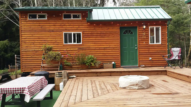 Forest tiny Home Exterior