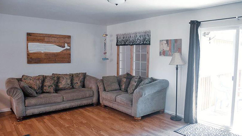 Whale Cabin living room